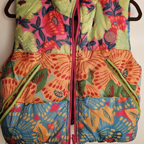 Colorful Crochet Patchwork Vest FARM Rio - Picture 3 of 6